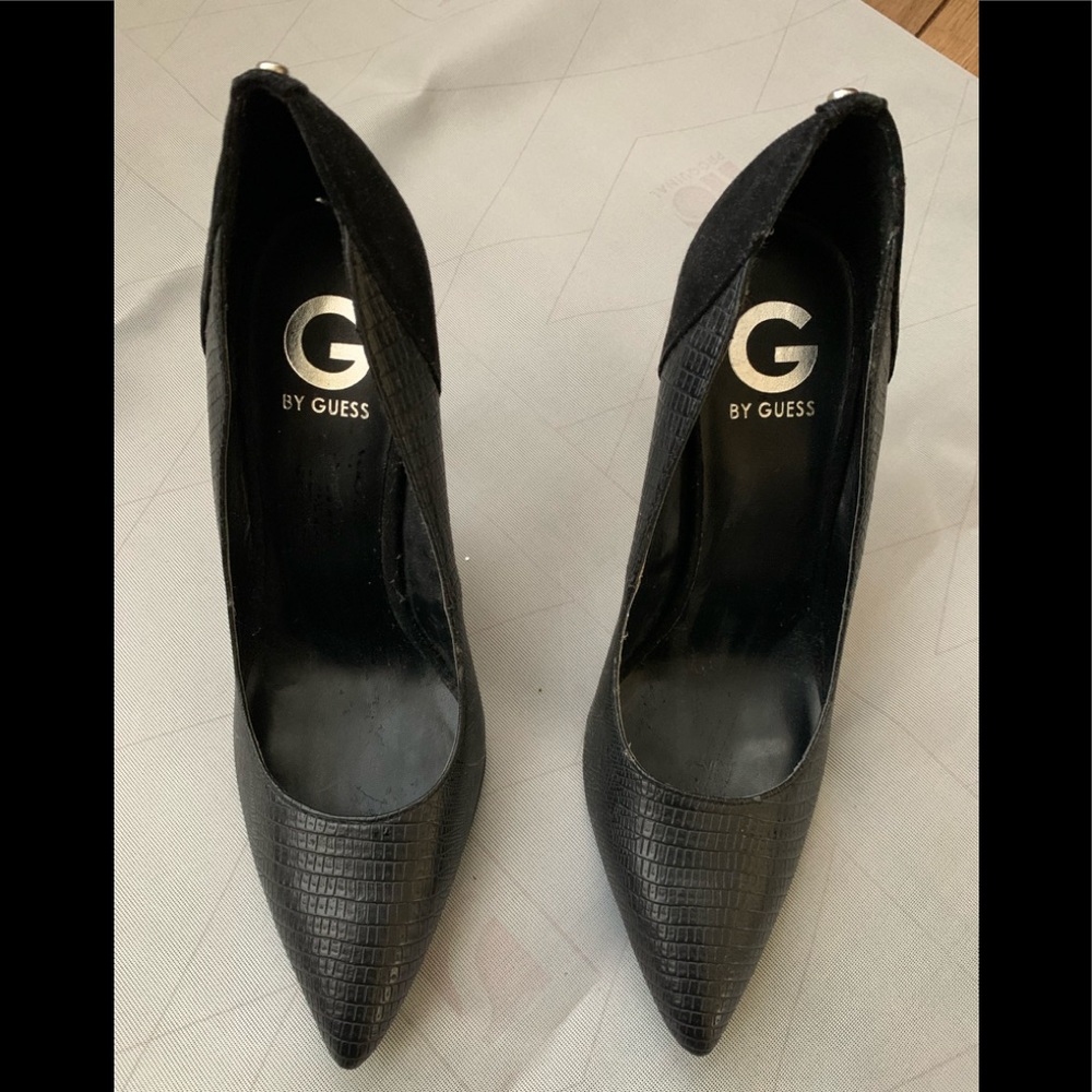 Guess Black Pumps